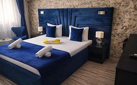 89 Rooms Boutique